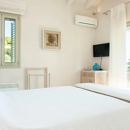 Chinitsa Sea View Holiday home *
